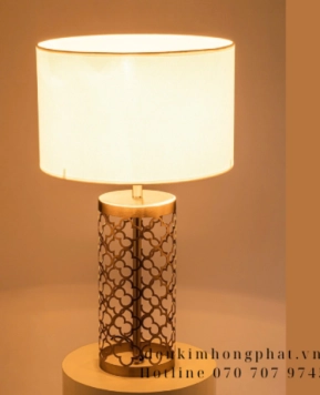 Đèn Bàn DB76663