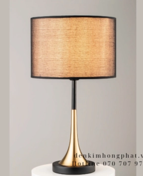 Đèn Bàn DB588