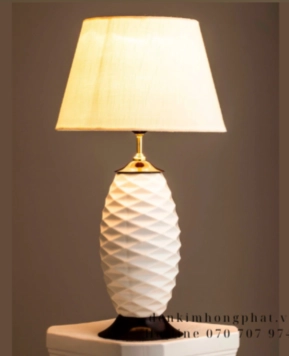 Đèn Bàn Gốm VR9522