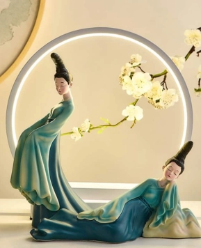 Đèn để bàn kiểu dáng tiên nữ nâng trăng KHPSHBA15