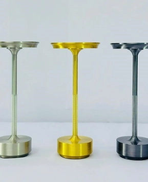 Đèn sạc để bàn cảm ứng chạm tiện lợi Minimalist VRG-DB04