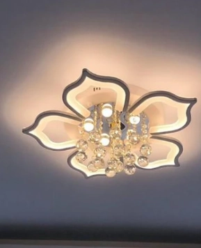 5 CÁNH SEN THẢ PHA LÊ 600	